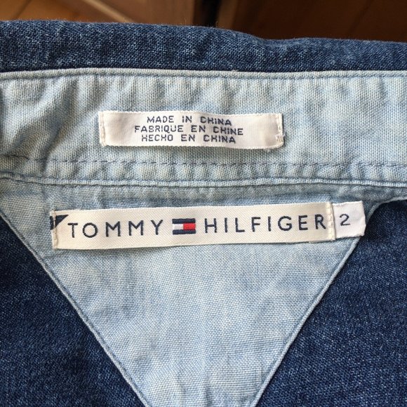 Vintage Tommy Hilfiger Women's Denim Button Shirt - Picture 7 of 10